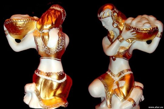 Шахматные фигурки компании Alar